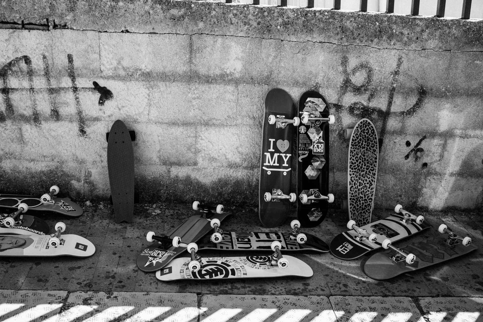 Skateboard-Workshop mit Geflüchteten in Sizilien